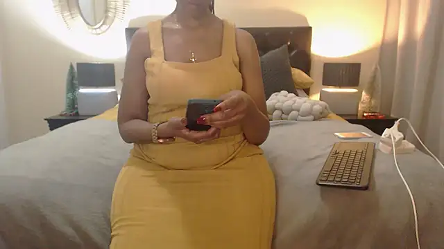 Creamyass22 online show from December 16, 2024, 7:00 pm