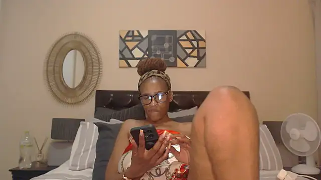 Creamyass22 online show from January 29, 2025, 7:43 pm