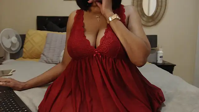 Creamyass22 online show from April 28, 2026, 6:24 pm