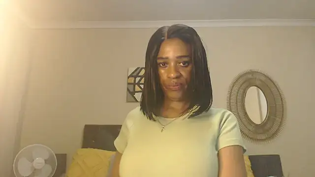 Creamyass22 online show from May 7, 2026, 3:50 pm