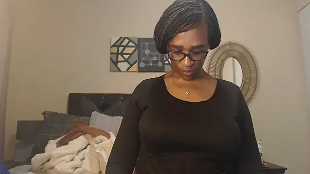 Creamyass22 online show from May 29, 2026, 7:56 pm