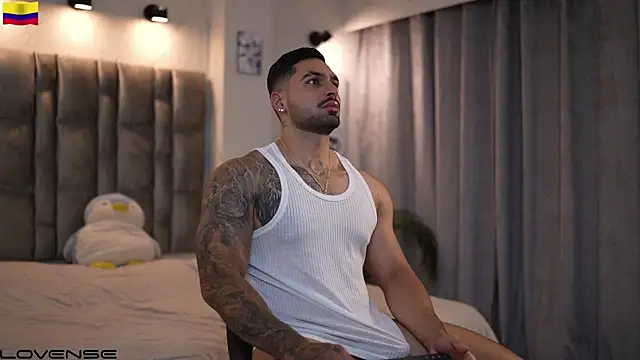 Snapshot of john_king29 chatting on October 18, 2025, 12:50 pm john king29 online show from October 18, 2025, 12:50 pm