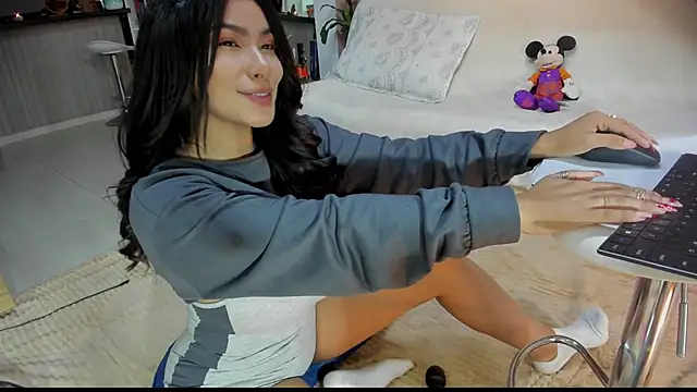 CelesteBreedlove online show from February 7, 2025, 6:56 pm