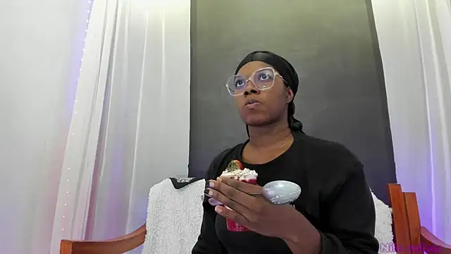 nilosolem online show from February 27, 2025, 3:36 am