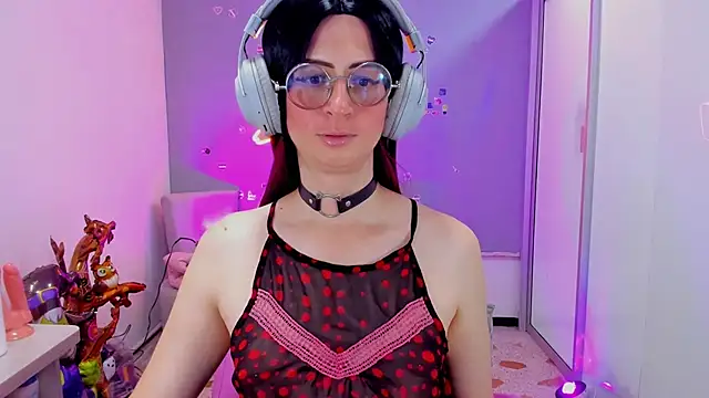 KimberlyJohnsoon online show from December 8, 2024, 11:29 pm