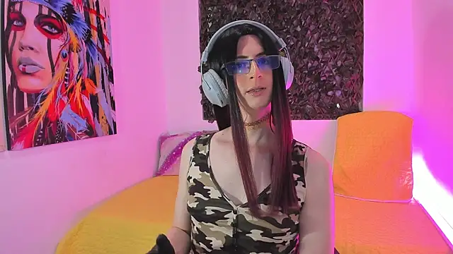 KimberlyJohnsoon online show from February 5, 2025, 11:17 pm