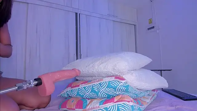 mia hank online show from January 20, 2025, 2:36 pm