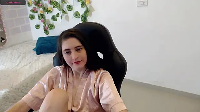 Snapshot of tania_sweet__ chatting on March 22, 2025, 6:58 pm tania sweet online show from March 22, 2025, 6:58 pm