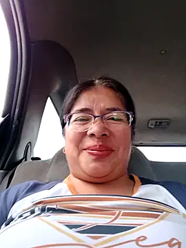 Snapshot of __valentina18 chatting on December 20, 2024, 3:42 pm valentina18 online show from December 20, 2024, 3:42 pm