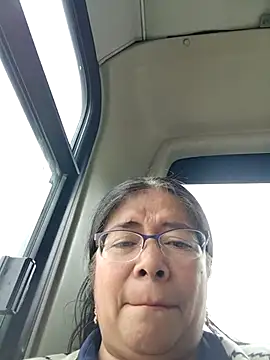 Snapshot of __valentina18 chatting on December 21, 2024, 4:36 pm valentina18 online show from December 21, 2024, 4:36 pm