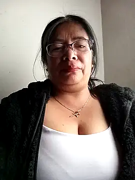 Snapshot of __valentina18 chatting on March 19, 2025, 8:32 pm valentina18 online show from March 19, 2025, 8:32 pm