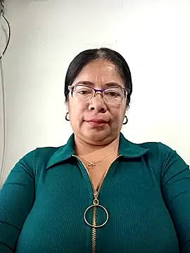 Snapshot of __valentina18 chatting on September 12, 2025, 1:00 pm valentina18 online show from September 12, 2025, 1:00 pm