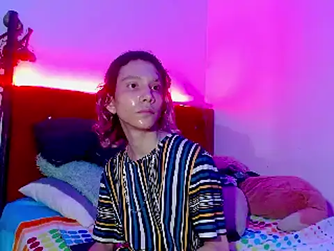 Snapshot of LAICK_01 chatting on December 27, 2024, 1:53 am LAICK 01 online show from December 27, 2024, 1:53 am