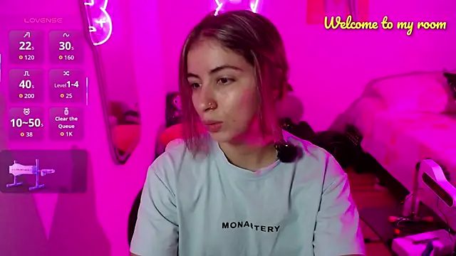 valentina angel online show from April 4, 2026, 3:49 am