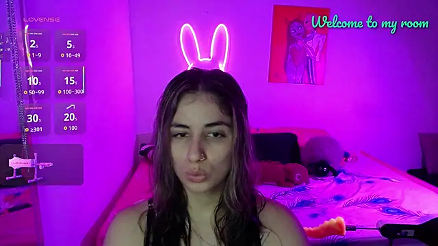 Snapshot of valentina_angel chatting on May 2, 2026, 12:04 am valentina angel online show from May 2, 2026, 12:04 am