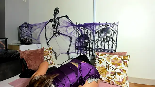 Snapshot of beauti_wild25 chatting on October 13, 2025, 7:14 pm beauti wild25 online show from October 13, 2025, 7:14 pm