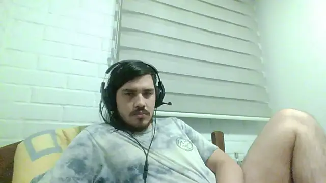 hung weeb online show from March 31, 2026, 3:19 am