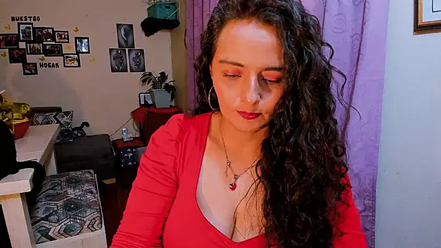 emma luxy online show from February 3, 2026, 3:48 am