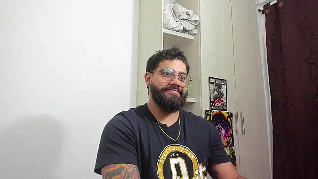  Coddygold  online show from April 18, 2026, 12:36 am