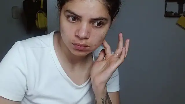 Nikkykora15 online show from February 7, 2025, 12:31 am