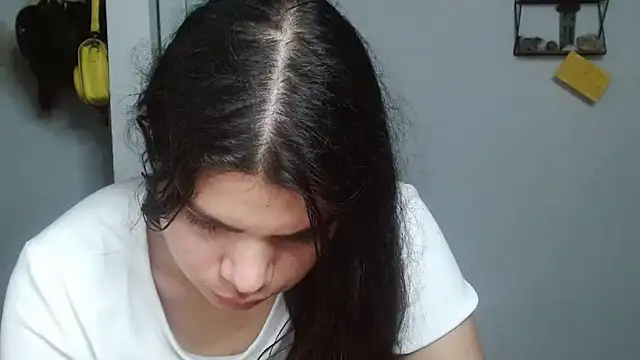 Nikkykora15 online show from February 7, 2025, 3:34 am