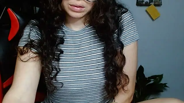 Nikkykora15 online show from February 27, 2025, 2:42 am