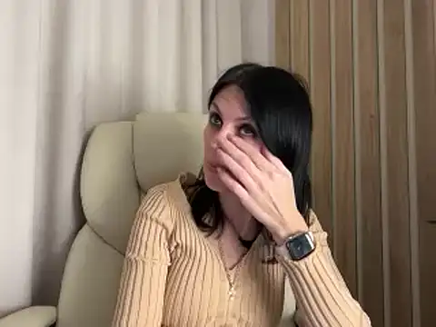 InjaAtHome online show from November 4, 2025, 7:02 pm