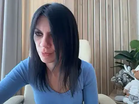 Snapshot of InjaAtHome chatting on February 2, 2026, 7:51 am InjaAtHome online show from February 2, 2026, 7:51 am