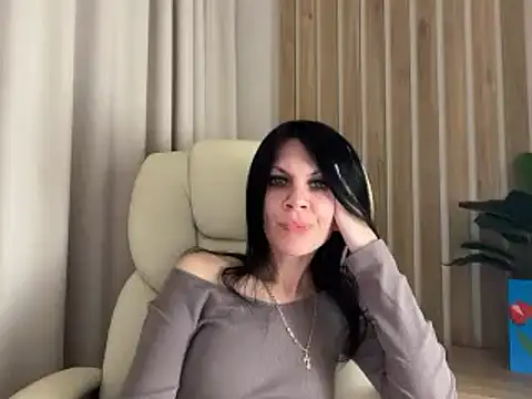 InjaAtHome online show from April 14, 2026, 5:52 pm