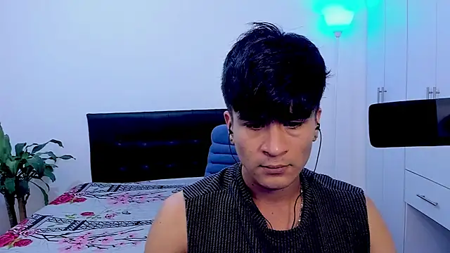 Eiden allenx online show from February 10, 2025, 4:08 am