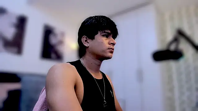 Eiden allenx online show from October 19, 2025, 2:18 pm