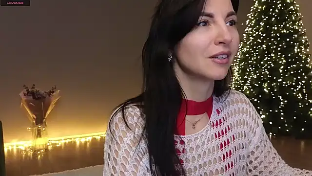 Snapshot of Mary_love16 chatting on December 8, 2024, 10:19 am Mary love16 online show from December 8, 2024, 10:19 am