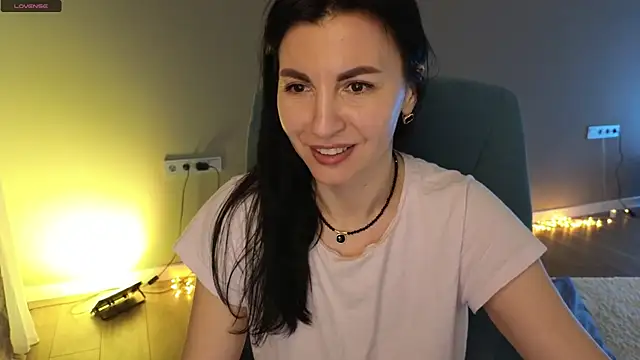 Snapshot of Mary_love16 chatting on February 13, 2025, 12:43 pm Mary love16 online show from February 13, 2025, 12:43 pm