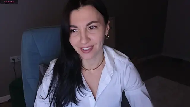 Snapshot of Mary_love16 chatting on March 14, 2025, 6:42 am Mary love16 online show from March 14, 2025, 6:42 am