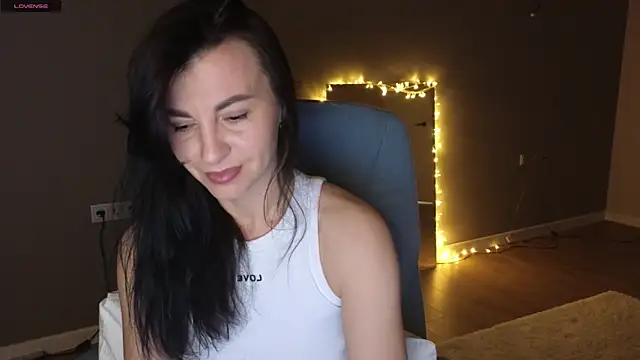 Snapshot of Mary_love16 chatting on March 15, 2025, 6:10 pm Mary love16 online show from March 15, 2025, 6:10 pm