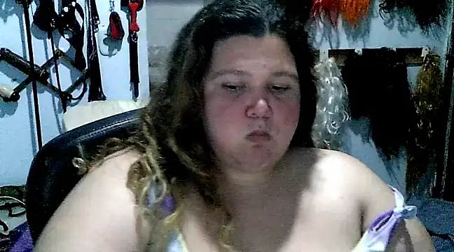 squirt322bbw online show from February 6, 2025, 12:33 am