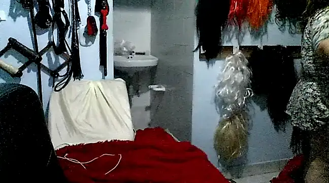 squirt322bbw online show from February 12, 2025, 7:24 pm