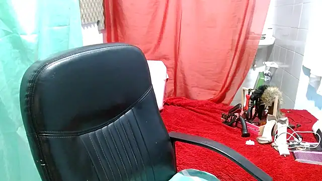 squirt322bbw online show from December 21, 2025, 3:41 pm