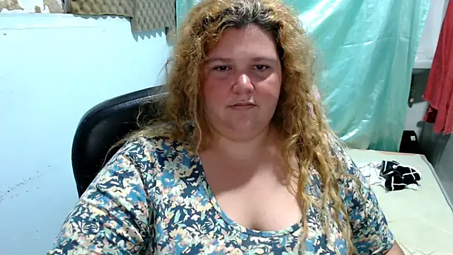 squirt322bbw online show from April 16, 2026, 9:39 pm