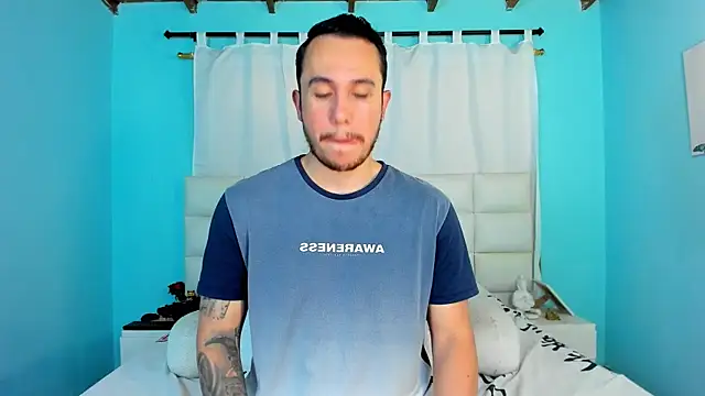 juan  jimenez online show from November 8, 2025, 8:51 pm