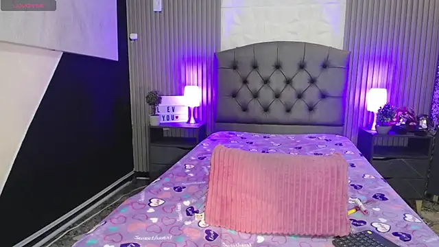 cheryl hs online show from December 20, 2024, 1:47 am