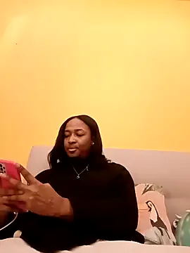 scarlettgilxxx online show from February 24, 2026, 1:42 pm