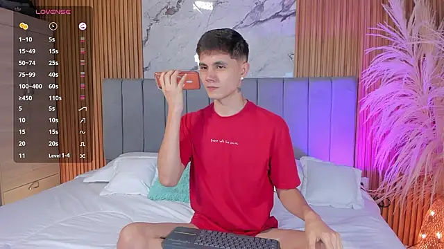 DustinLevine online show from February 12, 2026, 12:11 pm