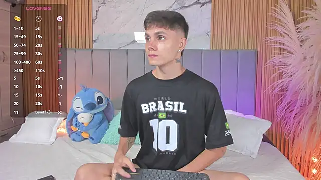 DustinLevine online show from April 1, 2026, 12:28 pm