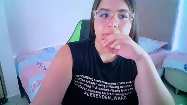  alicia z online show from January 28, 2025, 12:15 am