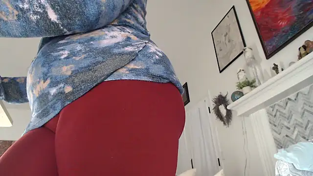 AuroraWillows online show from February 1, 2026, 7:29 am