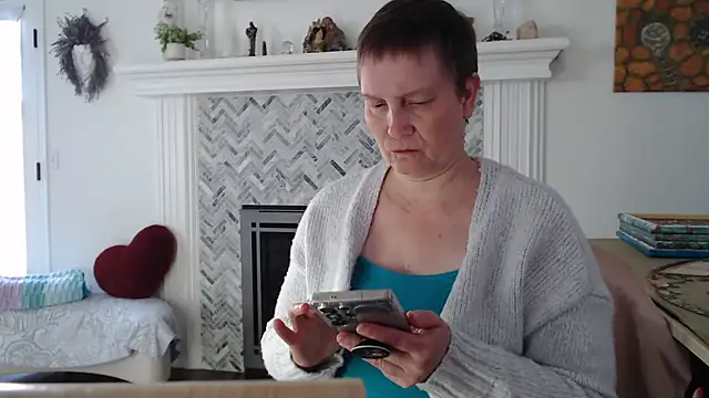 AuroraWillows online show from March 12, 2026, 3:40 pm