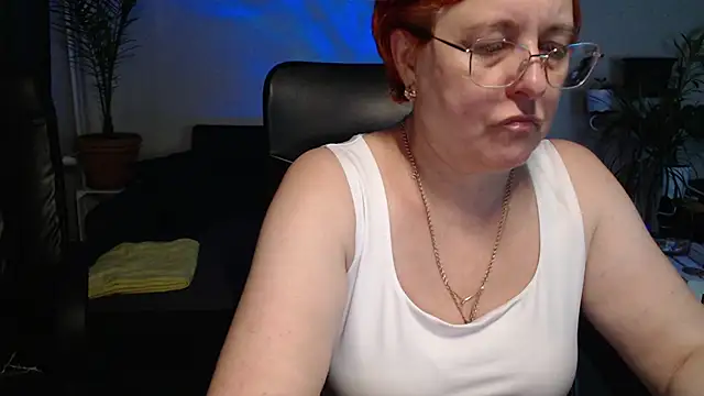 JoannaAndNeighbour online show from November 9, 2025, 10:24 am