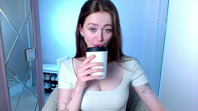 millllina online show from January 20, 2025, 2:03 pm