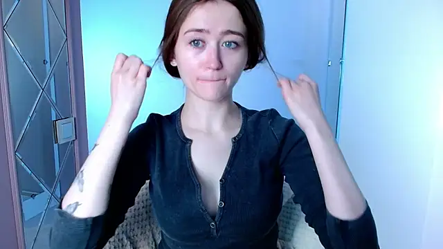 millllina online show from February 11, 2025, 2:46 am